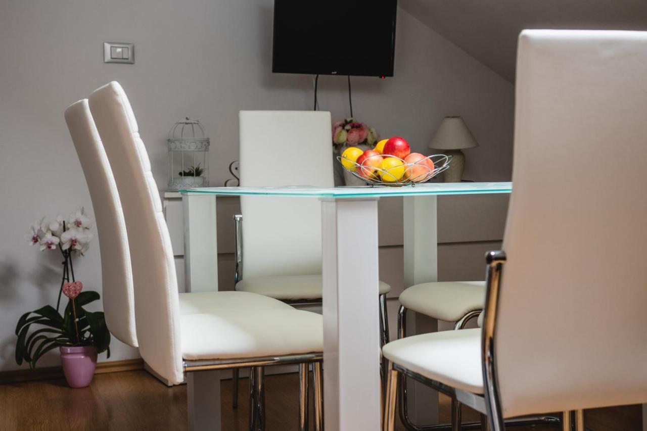 Apartmani Tena Selce Exterior foto