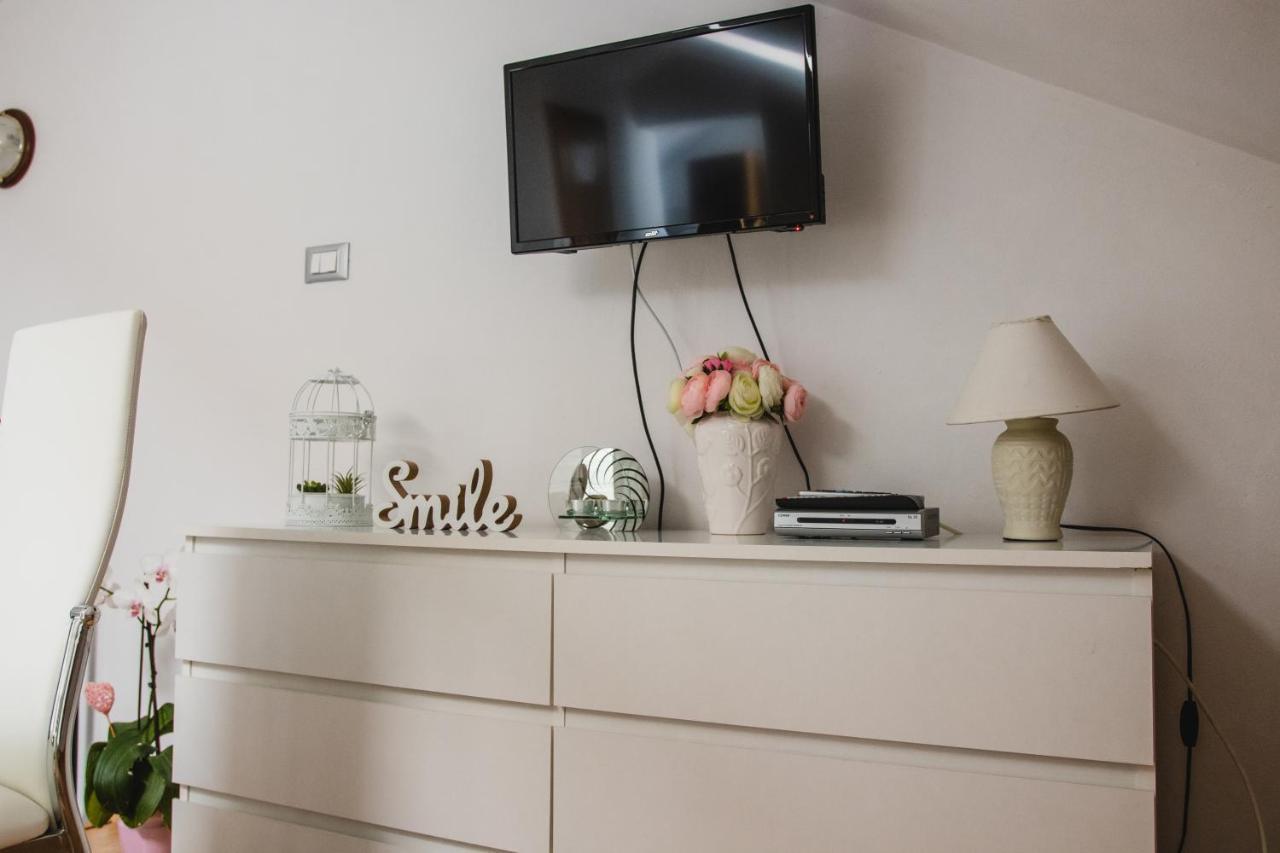 Apartmani Tena Selce Exterior foto