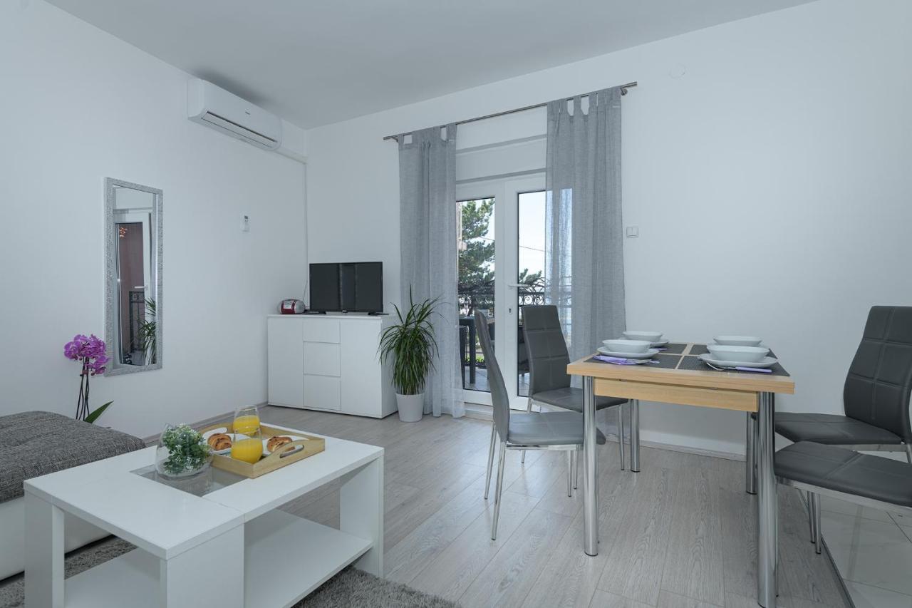Apartmani Tena Selce Exterior foto